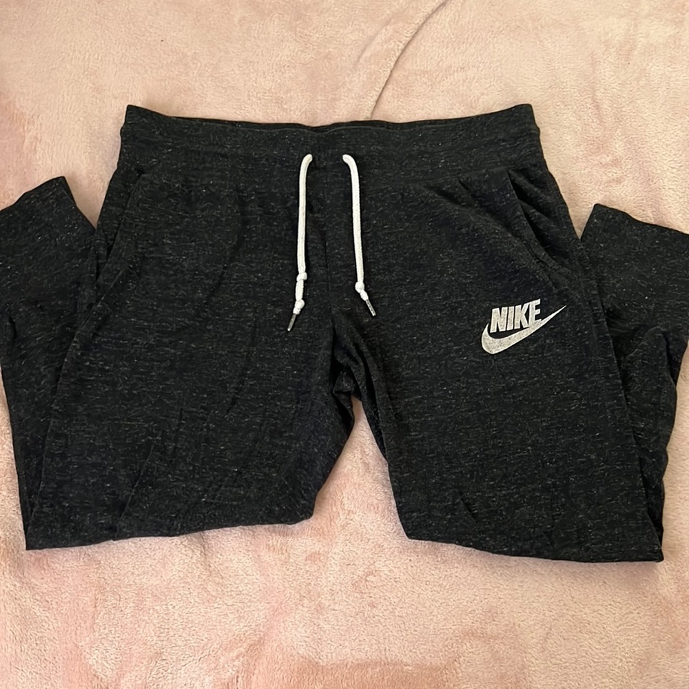 Nike capri leggings